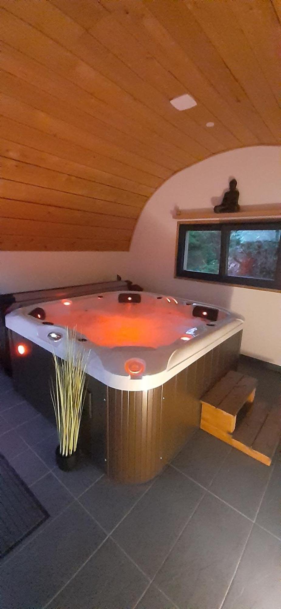 Chalets De Pont Cob Avec Spa Gouézec 외부 사진